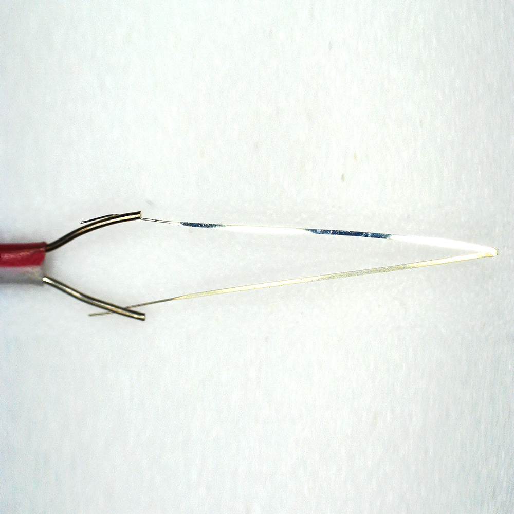 Ultra-fine thin thermocouples